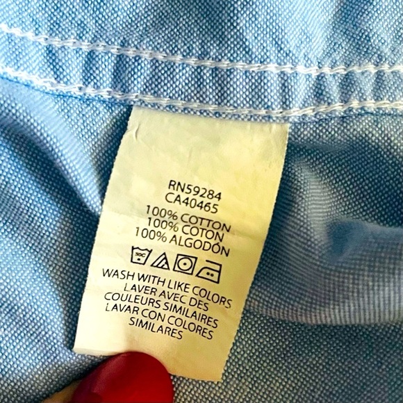 The Children's Place Light Blue cotton button up top shirt Boy 5T short sleeved - Picture 6 of 6